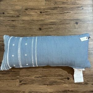 NWT 12" x 30" Dotted Stripe Throw Pillow Faded Blue Hearth & Hand with Magnolia